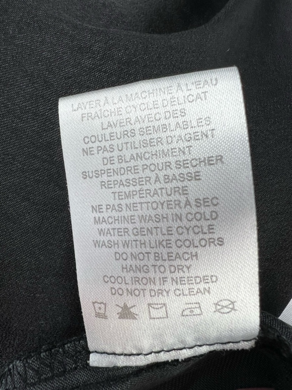 Maison d’Amélie Paris Black V-Neck Blouse Size Medium Smocked Sleeve Top - Picture 7 of 7